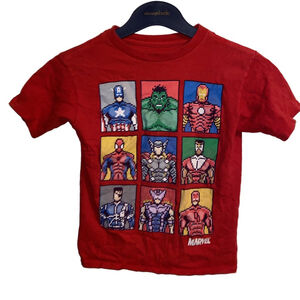 Boys Marvel Graphic Tee XS 4/5 Red Short Sleeve T-Shirt